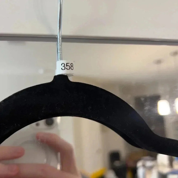 358 Alice + Olivia Red Ruffle Sleeveless Dress Size 8 - Picture 6 of 8